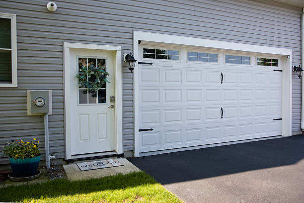 24/7 Emergency Garage Door Panel Replacement experts in Ladonia, AL